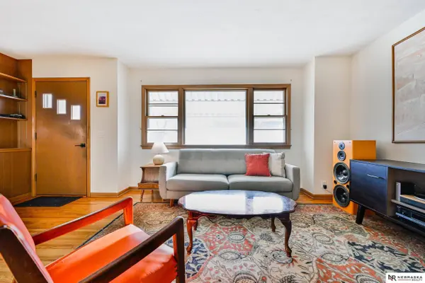 9144 Boyd Street, Omaha, NE 68134