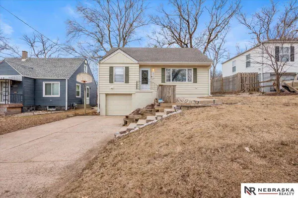 5823 Burdette Street, Omaha, NE 68104