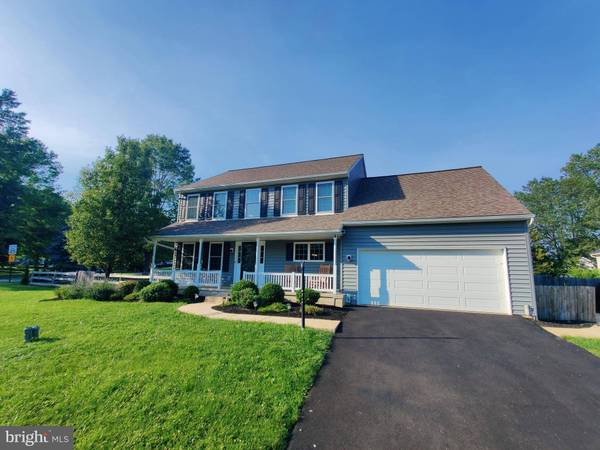 102 STONEBRIDGE LN, Downingtown, PA 19335