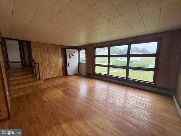 960 N WALNUT ST, Coatesville, PA 19320