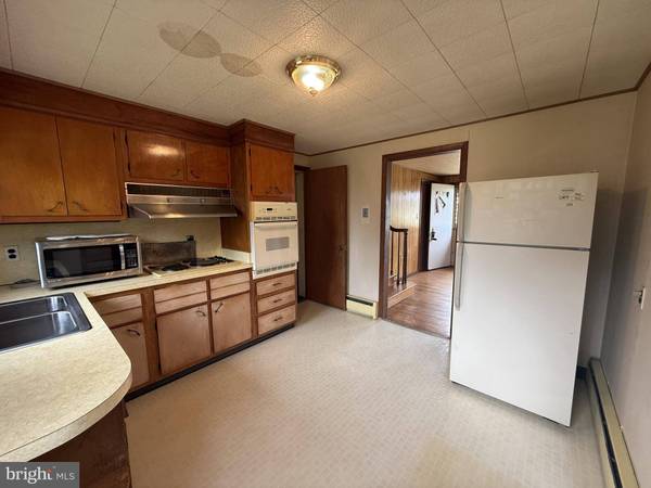 960 N WALNUT ST, Coatesville, PA 19320