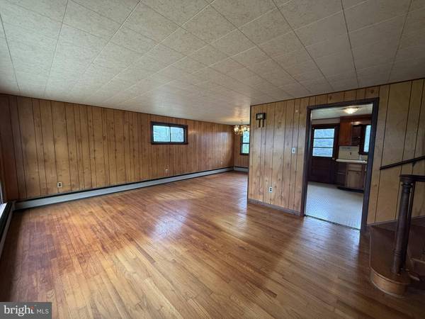 960 N WALNUT ST, Coatesville, PA 19320