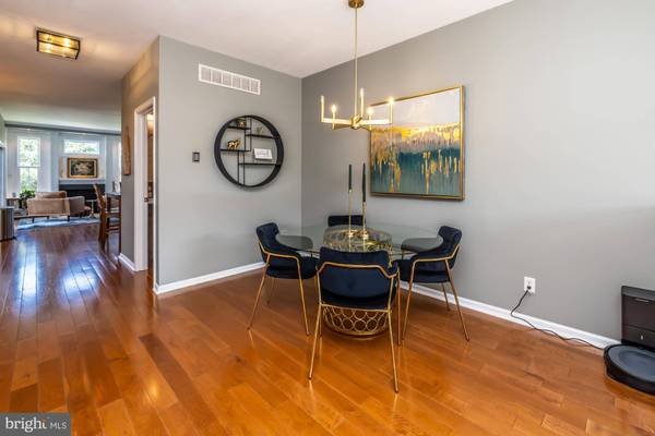 28 SHOREHAM, Coatesville, PA 19320