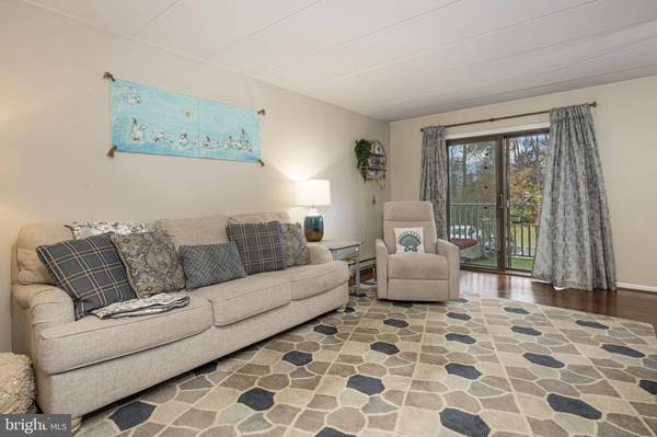 200 CAMPBELL CIR #E-13, Downingtown, PA 19335