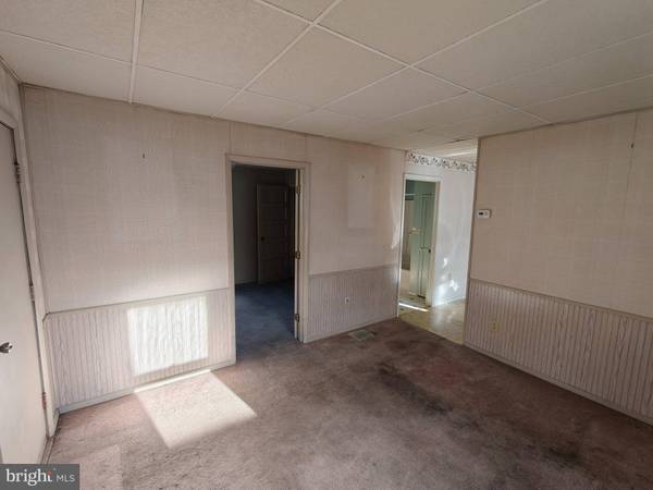 922 CHARLES ST, Coatesville, PA 19320