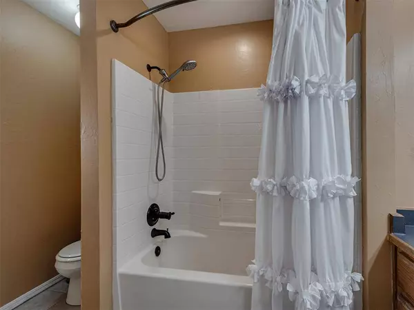 14709 Chisholm TRL, Choctaw, OK 73020