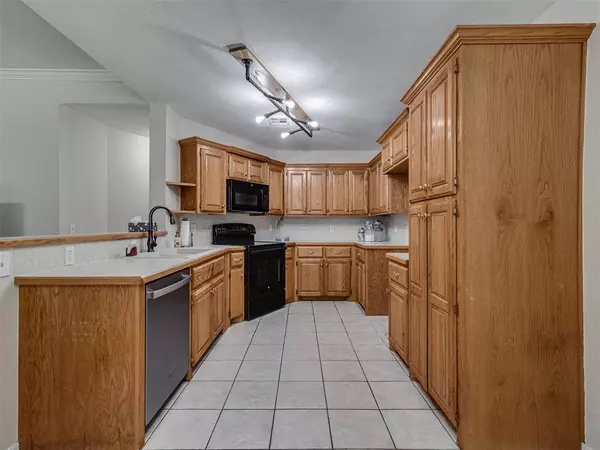 14709 Chisholm TRL, Choctaw, OK 73020