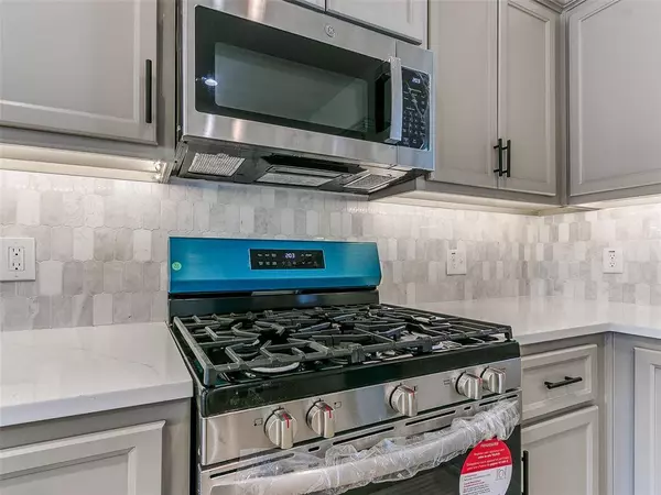 10305 1/2 Saint Patrick DR, Midwest City, OK 73110