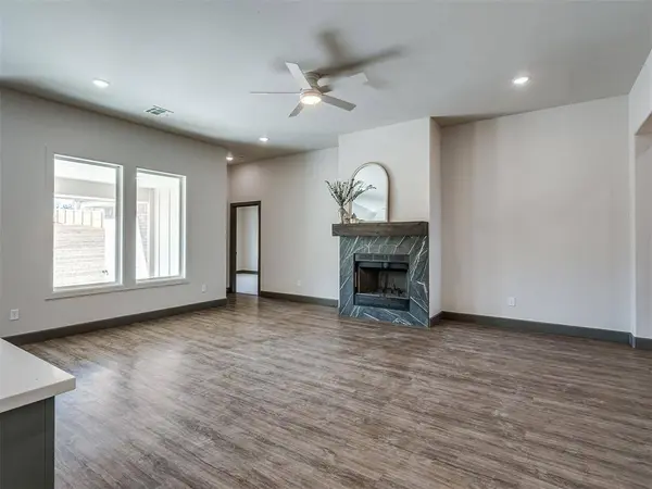 4401 Maxine DR, Choctaw, OK 73020