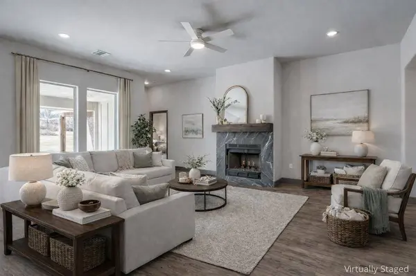 4401 Maxine DR, Choctaw, OK 73020