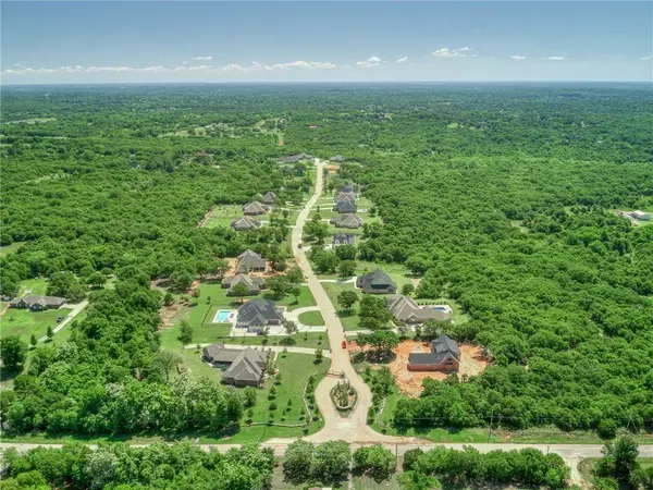 14324 SE 37th PL, Choctaw, OK 73020