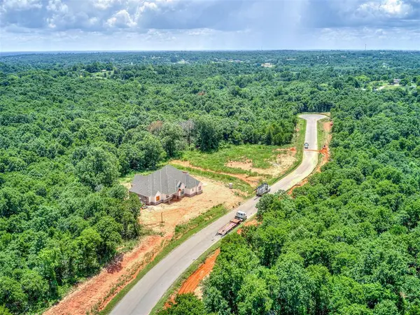 8001 Cypress Forest CIR, Oklahoma City, OK 73150