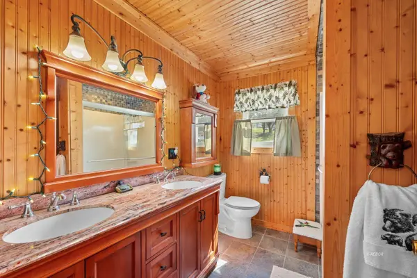 822 Neighborhood Rd, Gallipolis, OH 45631