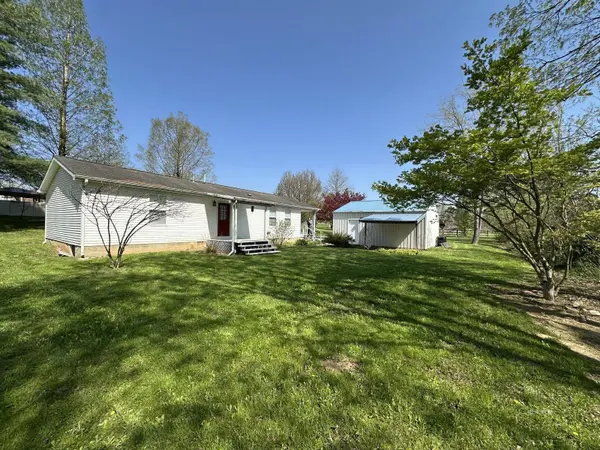 275 Georges Creek Rd, Gallipolis, OH 45631