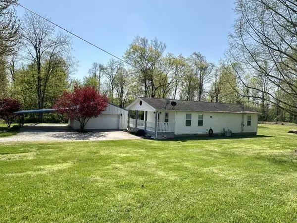 275 Georges Creek Rd, Gallipolis, OH 45631