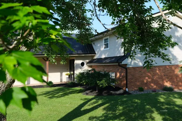 62 Summerwood Dr, Bidwell, OH 45614