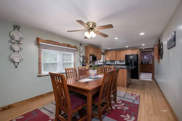 9215 State Route 160, Bidwell, OH 45614