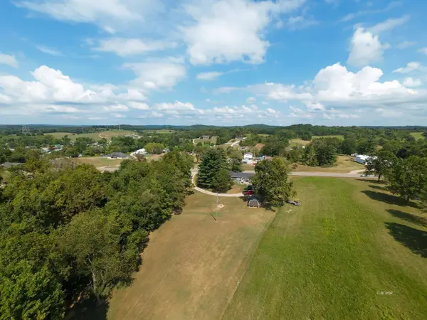 9215 State Route 160, Bidwell, OH 45614