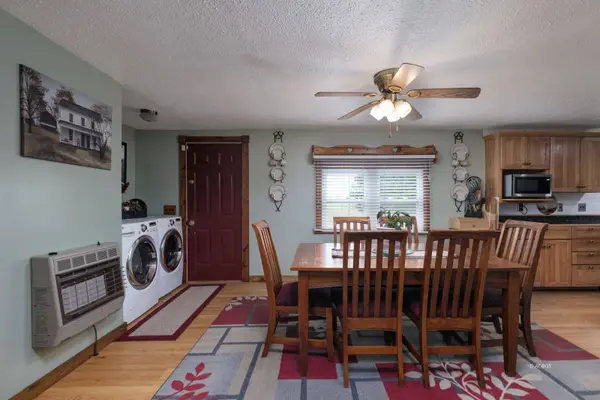 9215 State Route 160, Bidwell, OH 45614