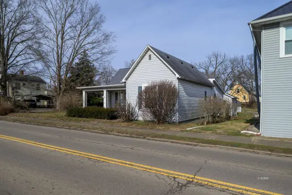 8 State St, Jackson, OH 45640