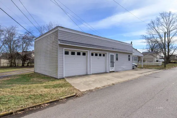 8 State St, Jackson, OH 45640