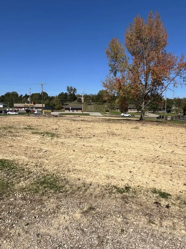 451 Jackson Pike, Gallipolis, OH 45631