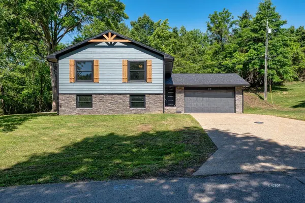 618 Jay Dr, Gallipolis, OH 45631