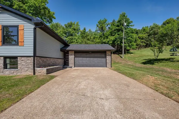 618 Jay Dr, Gallipolis, OH 45631