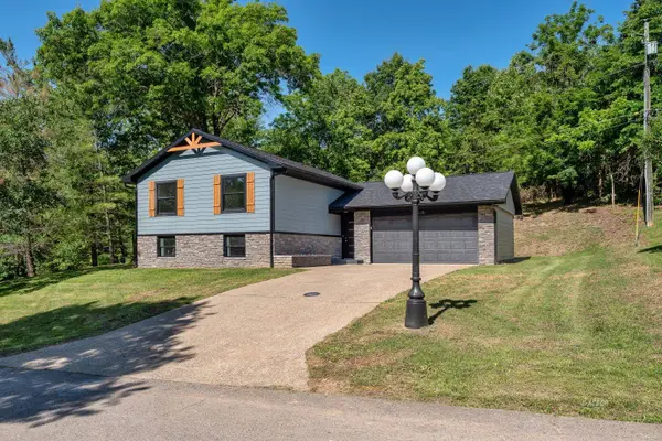 618 Jay Dr, Gallipolis, OH 45631
