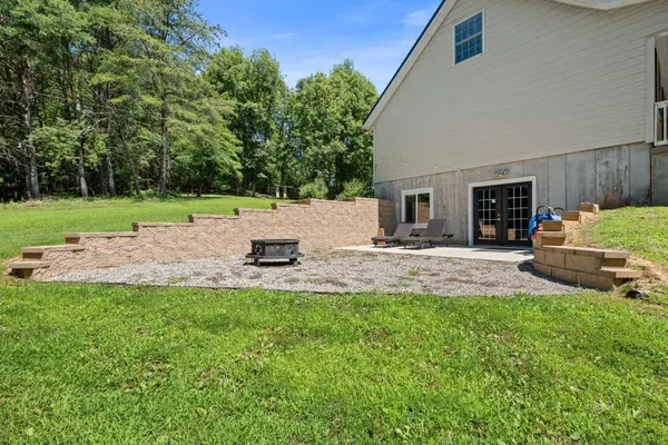 1354 Wolf Run Rd, Patriot, OH 45658