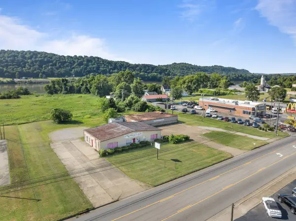 1725 Eastern Ave, Gallipolis, OH 45631