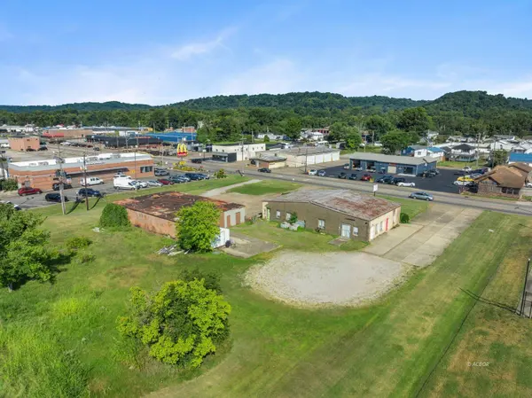 1725 Eastern Ave, Gallipolis, OH 45631