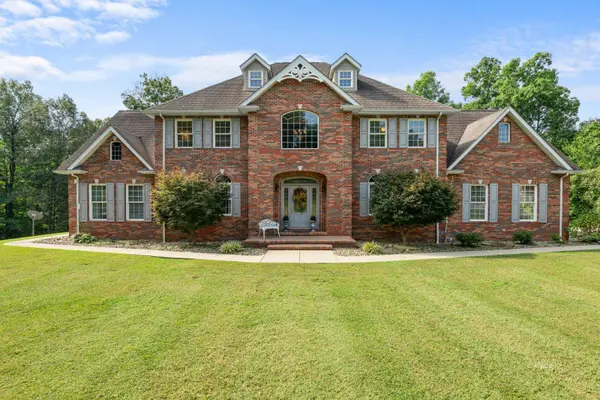 464 Oak Ridge Dr