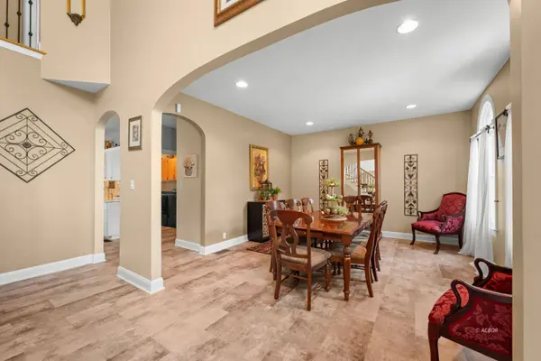 464 Oak Ridge Dr, Gallipolis, OH 45631