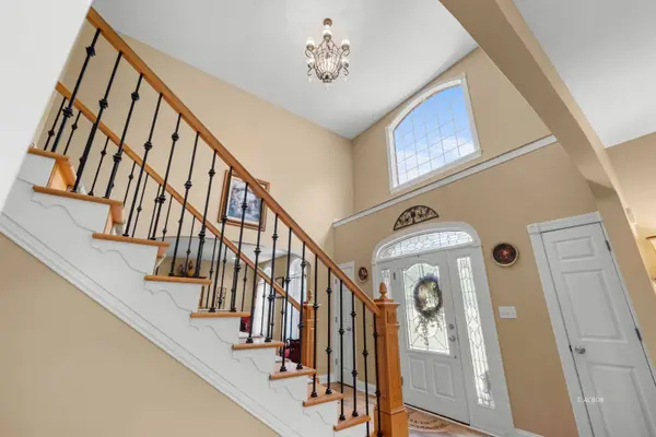 464 Oak Ridge Dr, Gallipolis, OH 45631