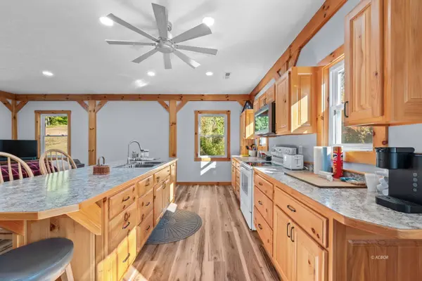 510 Allison Rd, Patriot, OH 45658
