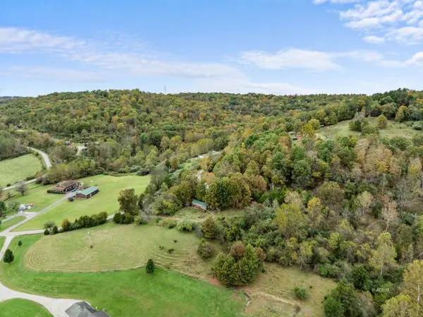 92 Greentree Rd, Gallipolis, OH 45631