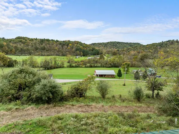 92 Greentree Rd, Gallipolis, OH 45631
