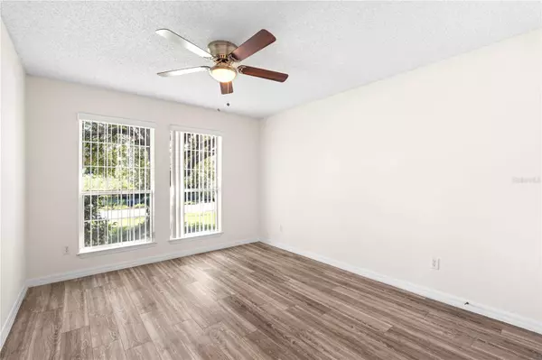 16 FLEMINGTON LN, Palm Coast, FL 32137