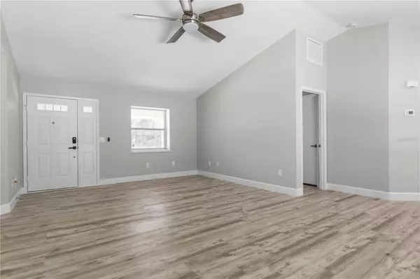 52 WOODWORTH DR, Palm Coast, FL 32164