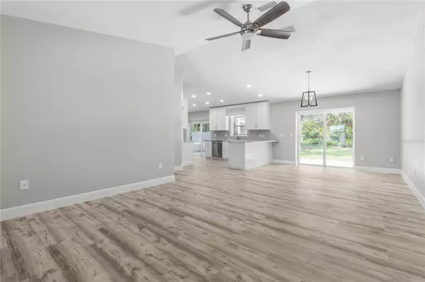 52 WOODWORTH DR, Palm Coast, FL 32164