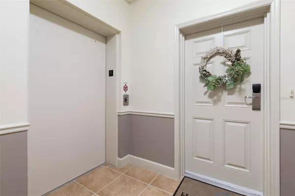 55 OCEAN CREST WAY #911, Palm Coast, FL 32137