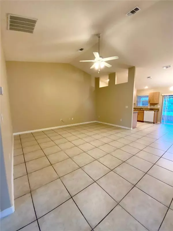 46 ROSE DR #B, Palm Coast, FL 32164