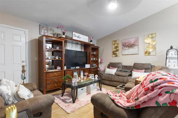 18 REGINA LN #A & B, Palm Coast, FL 32164