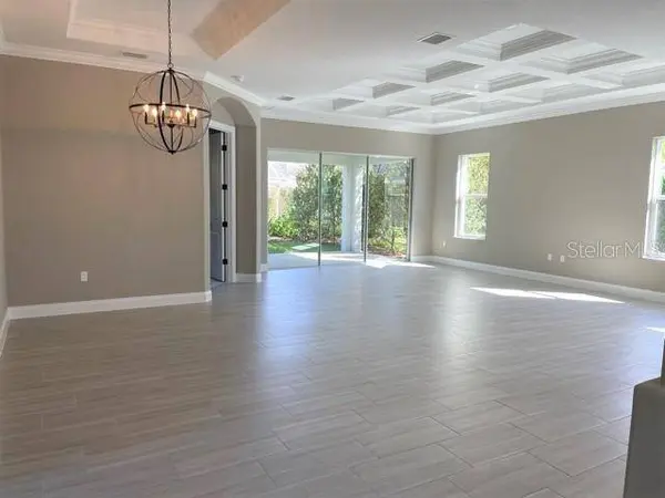 7 OASIS CIR, Palm Coast, FL 32137
