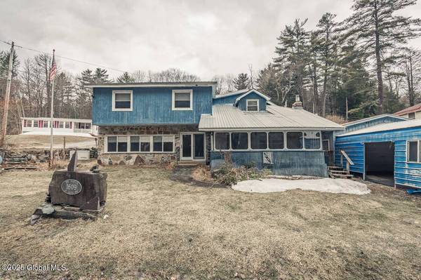 1609 N Shore, Hadley, NY 12835