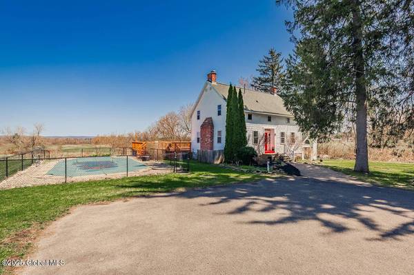 623 Belldons Road, Florida, NY 12010