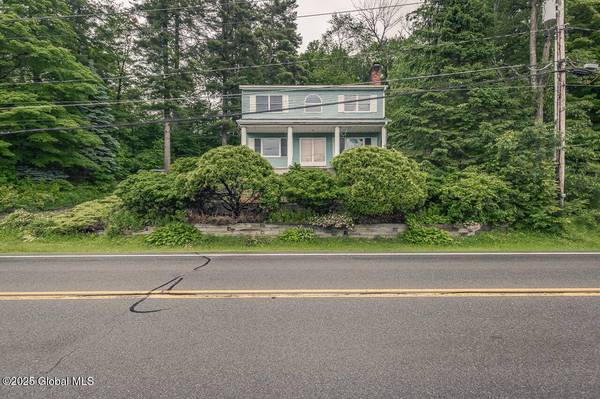 770 NY-9P, Saratoga Springs, NY 12866