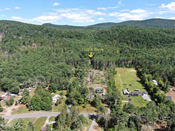 1532 S Shore Road, Edinburg, NY 12835