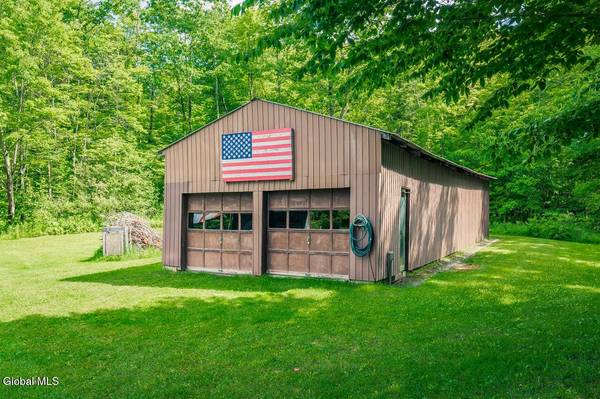 2537 Old Mill Road, Galway, NY 12074